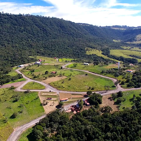 Reserva Ecológica Sete Nascentes, há 5 minutos de Bofete, São Paulo, localizado no Polo Turístico da Cuesta – Região preservada